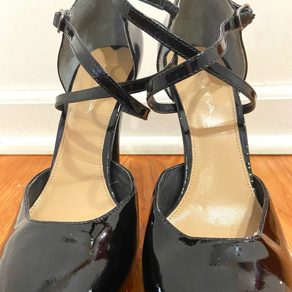 7 Inch Black Heels